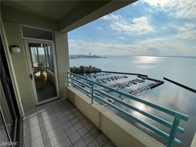 Building Photo - 1 br, 1 bath Condo - 7505 River Rd Apt 17F