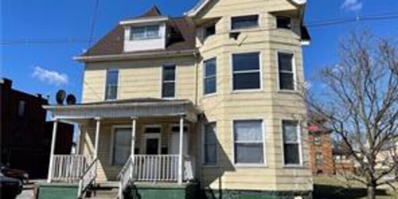 Foto principal - 219-221 N Liberty St