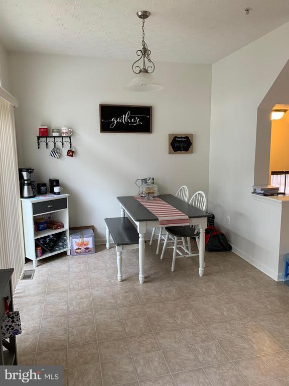 Foto del edificio - 7216 Mockingbird Cir
