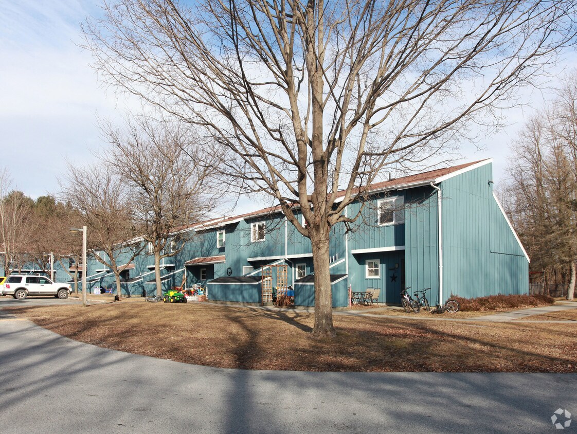 Hoosac Meadows Apartments in Hoosick Falls, NY