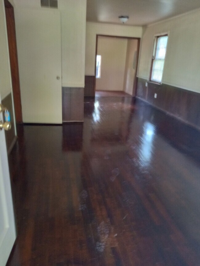 Foto del edificio - 2166 Pamela Dr