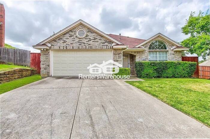 Foto principal - Ready for Move-In! Established neighborhoo...