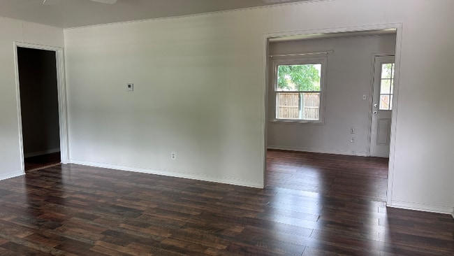 Building Photo - 1412 Carlisle Ct