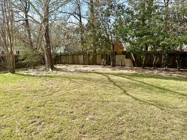 Foto del edificio - 103 Cedarbrook Dr