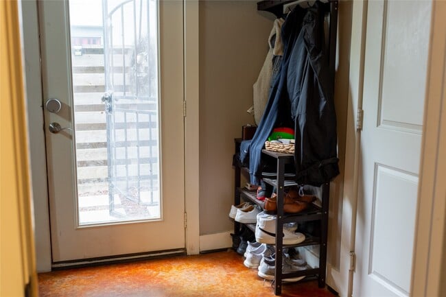 Building Photo - 2903 Blodgett St