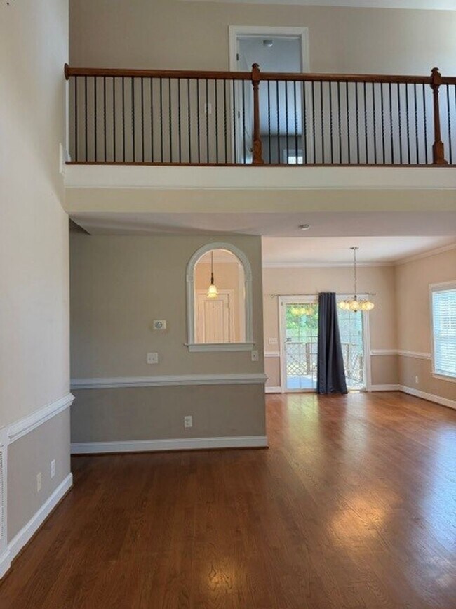 Foto del edificio - 4 Bed/2.5 Bath Home - Desirable Glen Laurel Subdivision - CBA School District