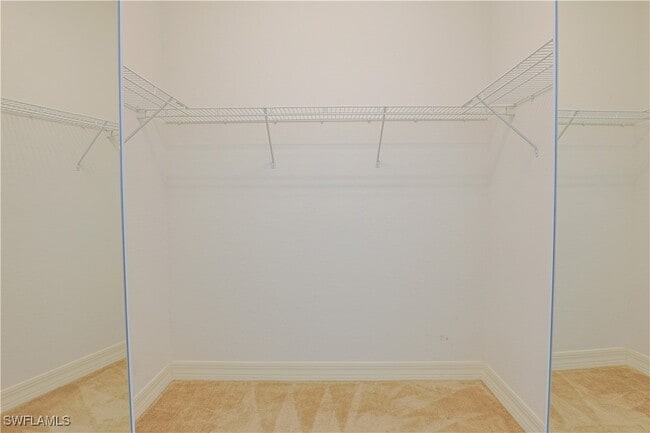 Building Photo - 10391 Carolina Willow Dr