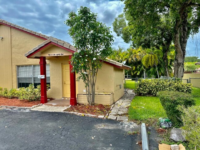 Foto del edificio - 11281 NW 39th St