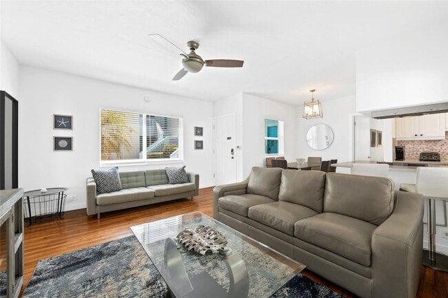Photo - 3015 Seville St Apartment