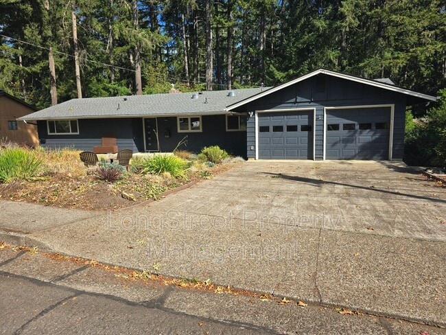 Foto del edificio - 3065 NW Lynwood Cir