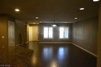 Building Photo - 3013 Camino Sereno Ave