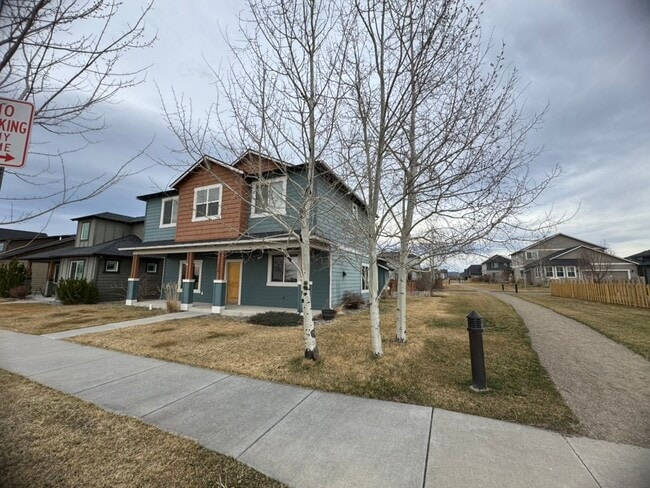 Building Photo - 136 Bull Frog Dr