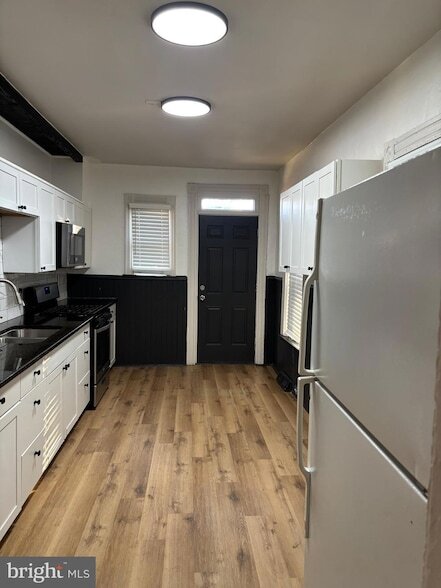 Foto del edificio - 747 S Lime St