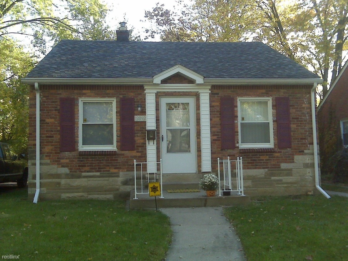 12892 Faust Ave, Detroit, MI 48223 House for Rent in Detroit, MI