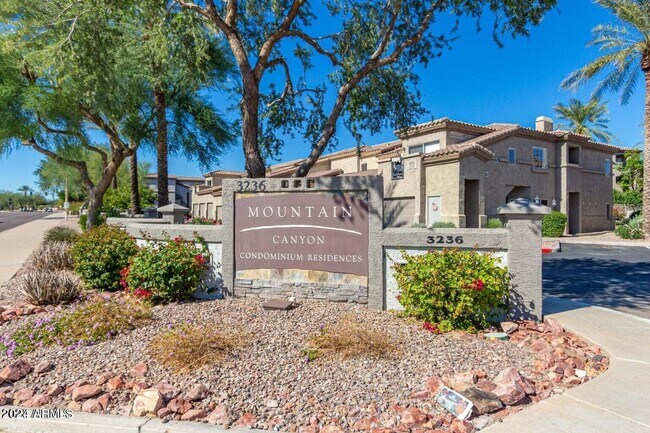 Foto del edificio - 3236 E Chandler Blvd
