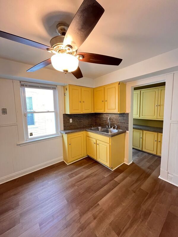 Building Photo - 1248 Belmont Ave