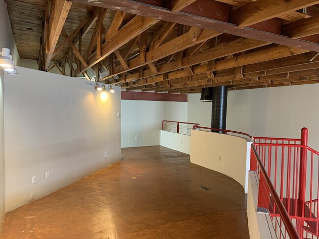 Foto del edificio - City Street Lofts-One of a Kind Property in the Heart of Downtown!