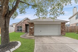 Building Photo - 32510 Rosella Ln