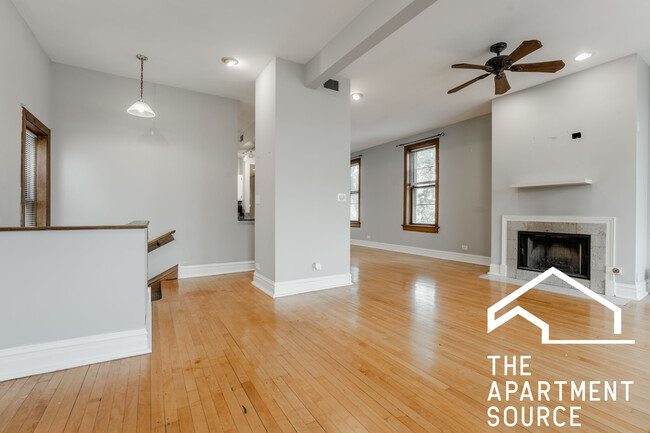 Foto del edificio - 2835 N Ashland Ave