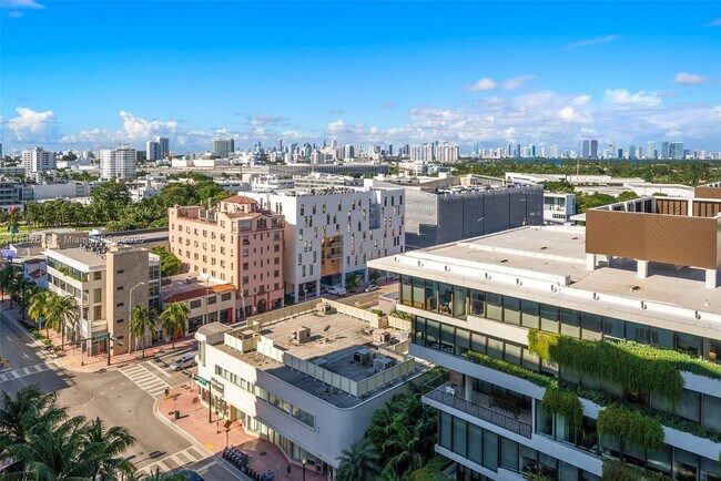 Building Photo - 2301 Collins Ave