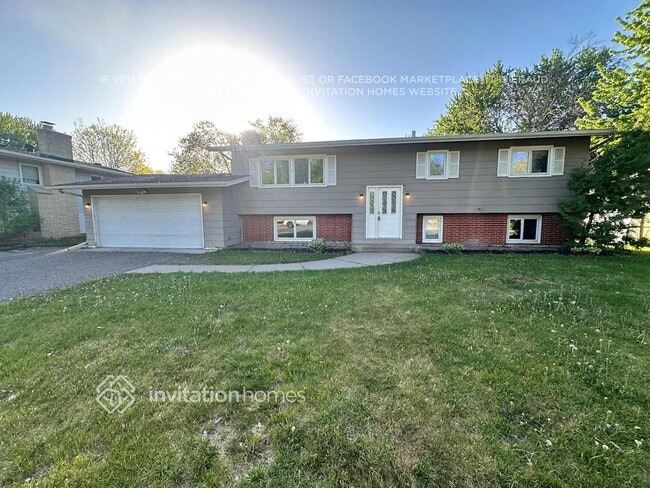 Building Photo - 8008 Colorado Ave N