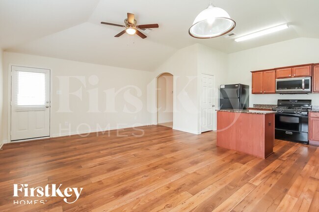 Building Photo - 9846 Onyx Trail Dr