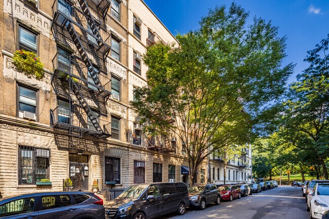 Building Photo - 5-7 W 107th St
