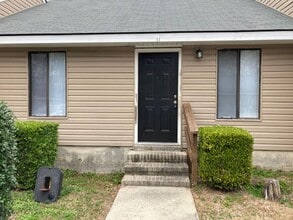 Building Photo - 1801 Chandler Rd
