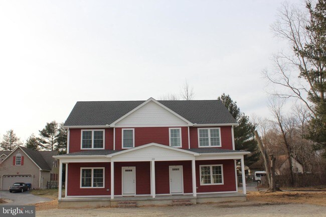 Building Photo - 122 N West St