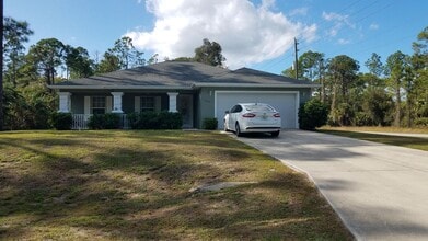 Building Photo - 1623 Oak Ave