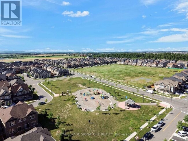 Building Photo - 16 Emerald Coast Trl