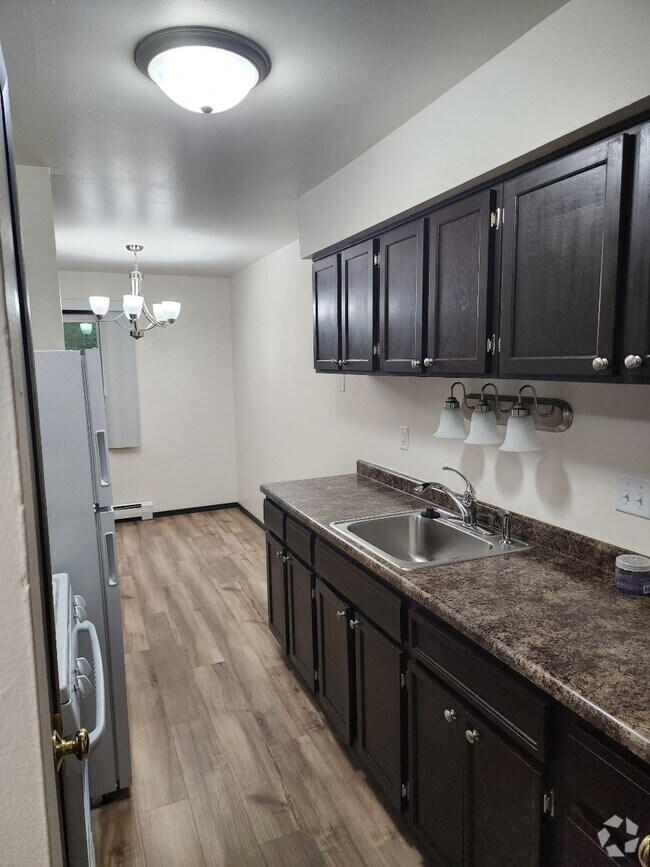 Downtown West Bend Apartments for Rent with Hardwood Floors West Bend