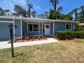 Building Photo - 72 Welling Ln