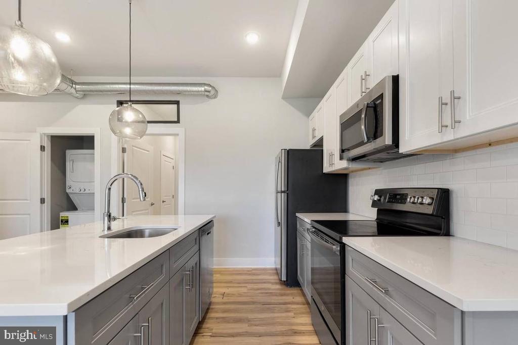 Foto principal - 2440 Kensington Ave