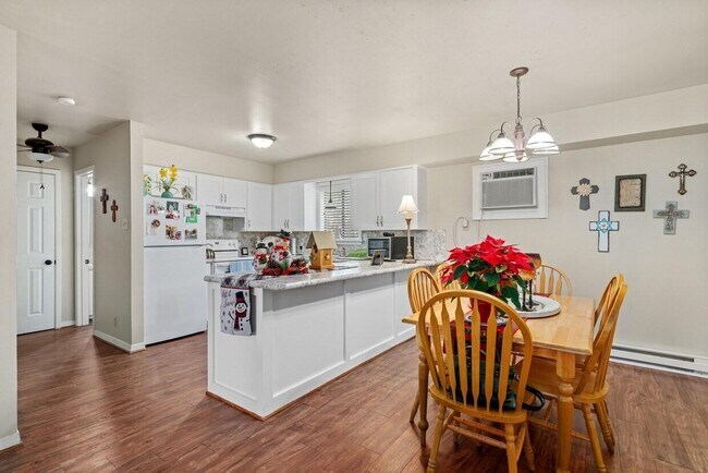 Foto del edificio - Colonial Oaks - Countryside Community, LLC