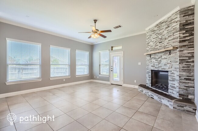 Foto del edificio - 576 Winnetka Drive, Oak Point, TX, 75068