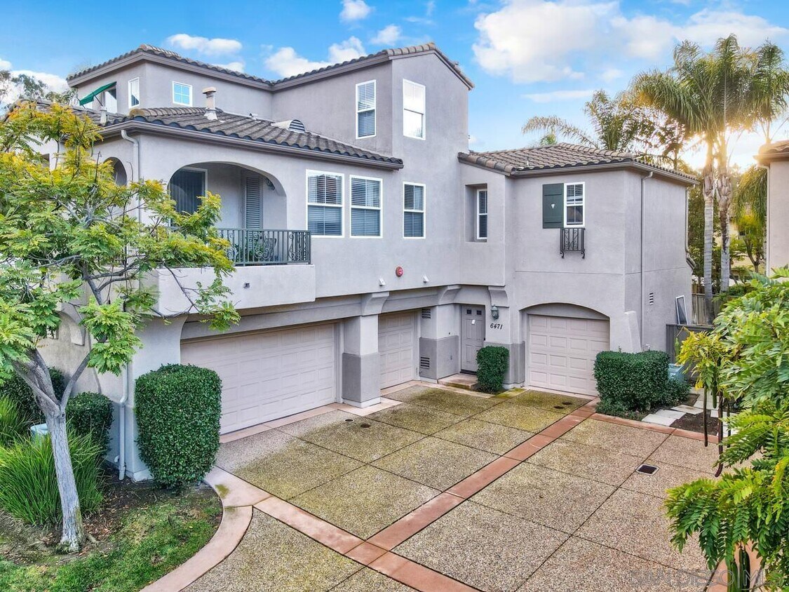 6471 Terraza Portico, Carlsbad, CA 92009 Townhome Rentals in Carlsbad