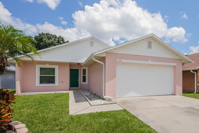 Building Photo - 4304 Natchez Trace Dr