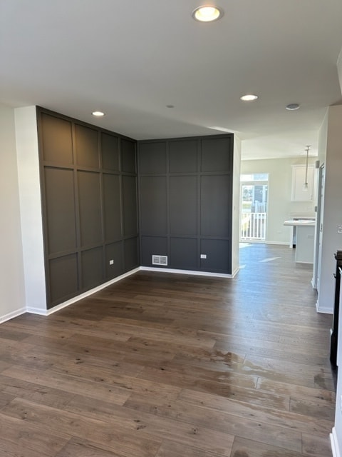 Building Photo - 12700 Kenmore Ct
