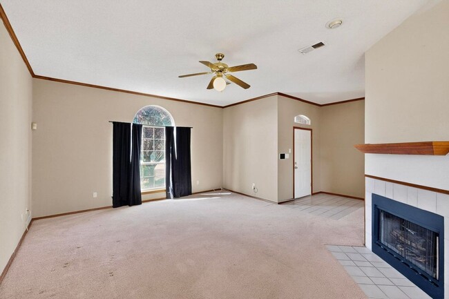 Building Photo - 10331 Hackamore Pl SW