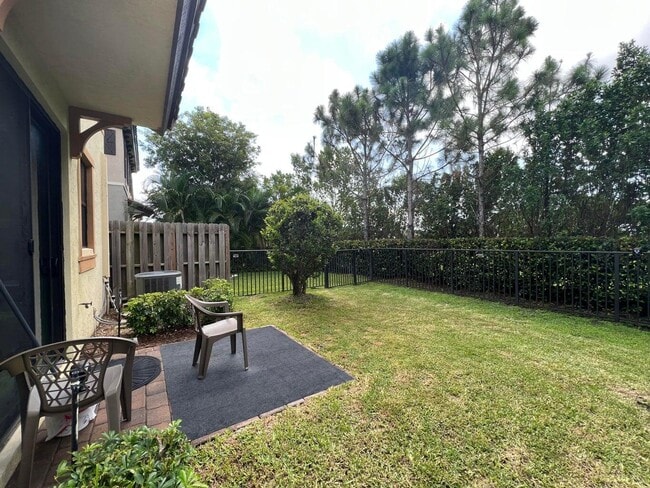 Foto del edificio - 12972 Anthorne Ln