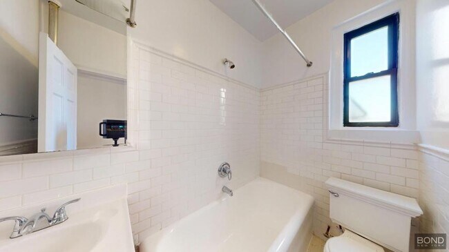 Foto del edificio - 1 bedroom in NEW YORK NY 10014