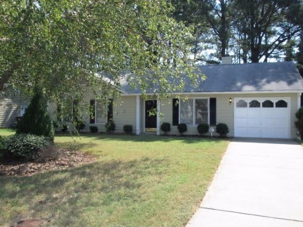 Primary Photo - 1200 Park Creek Cir