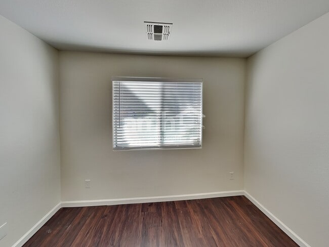 Building Photo - 29093 N Pyrite Lane