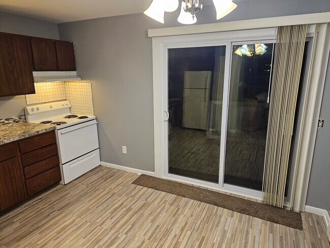 Foto del edificio - 4850 S Washington Rd