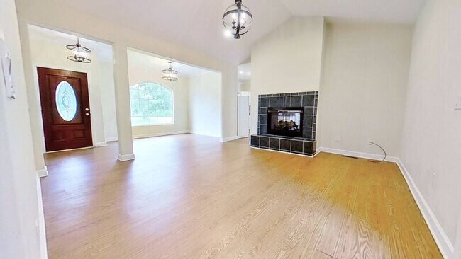 Foto del edificio - 135 Bell Swamp Rd NE