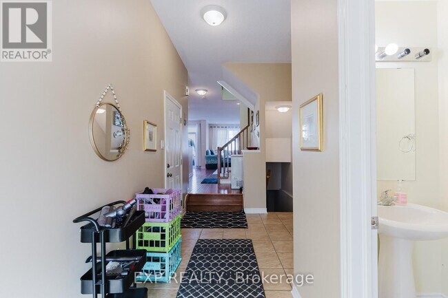 Photo du bâtiment - 111 Whetstone Crescent