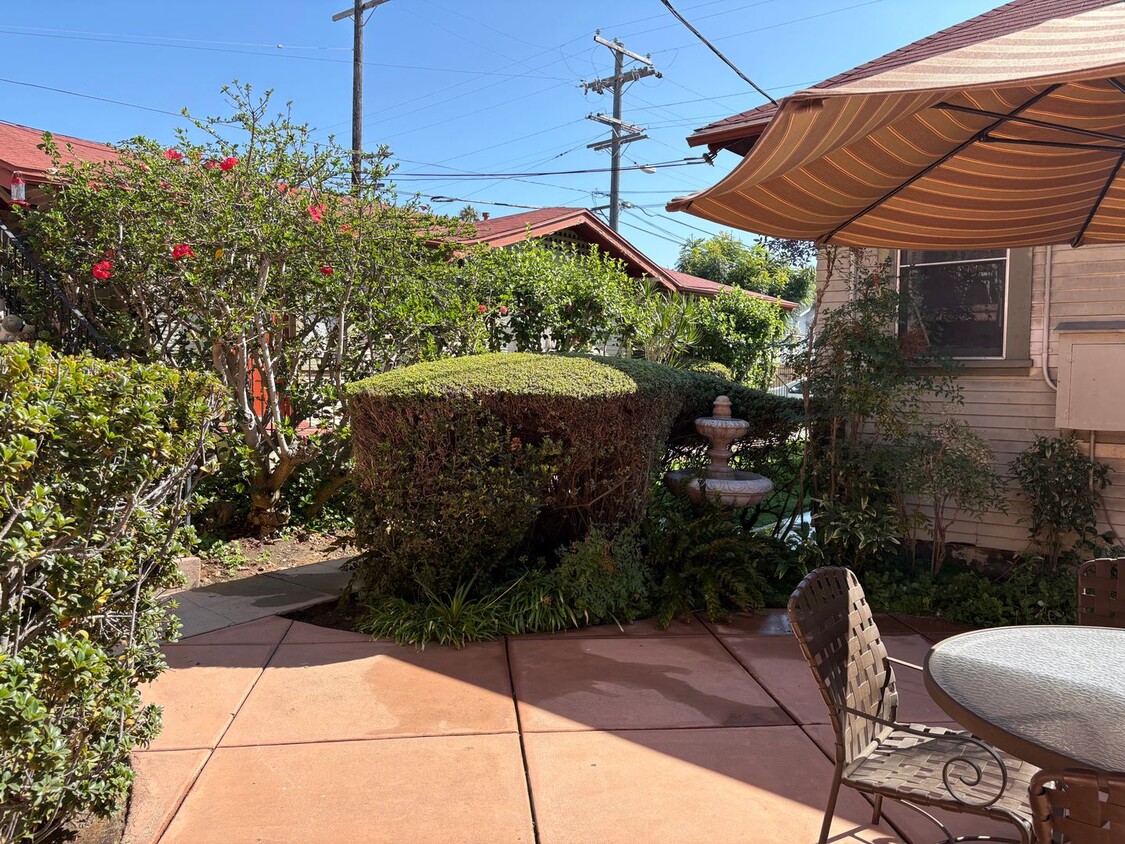 Foto del edificio - Rare 1BR in Wonderful Area with Unique, Vi...
