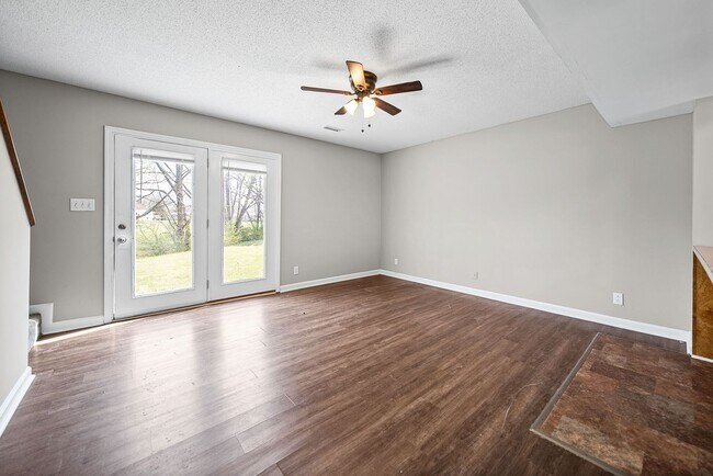 Foto del edificio - 280 Timber Ct Dr