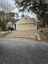 Building Photo - 110 Commodore Dupont St